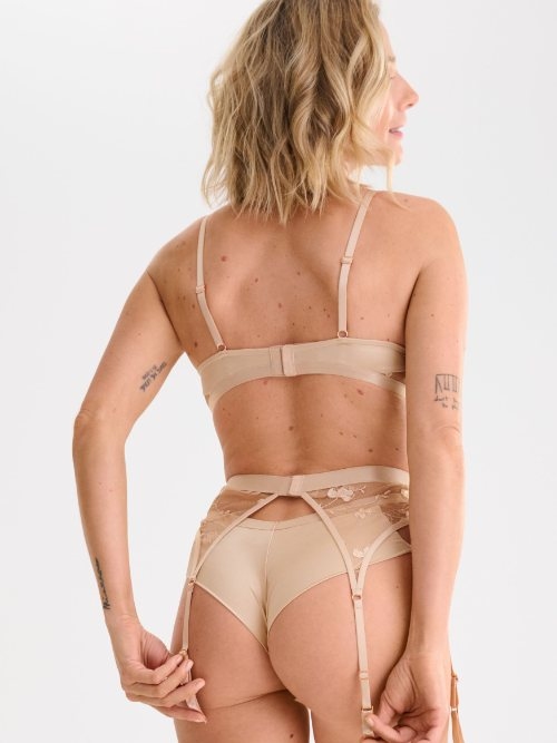 Lisca Passion rose with gold jarretelle