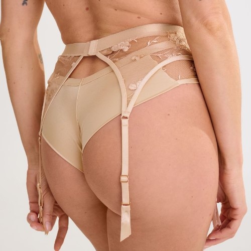 Lisca Passion rose with gold jarretelle