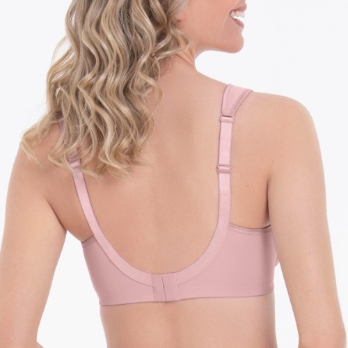 Anita Clara rosewood wireless bh