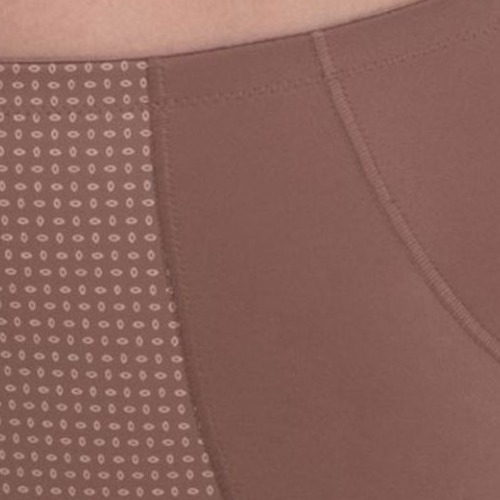 Anita Clara berry high brief