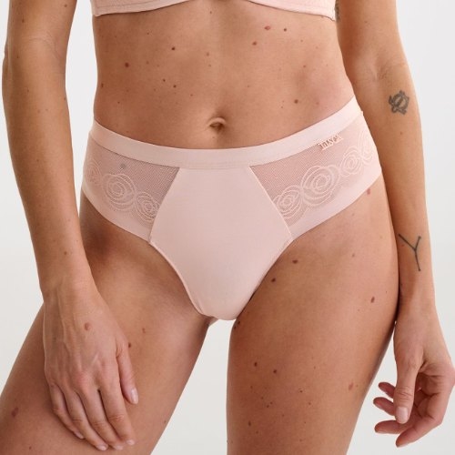 Lisca Ruby powder string