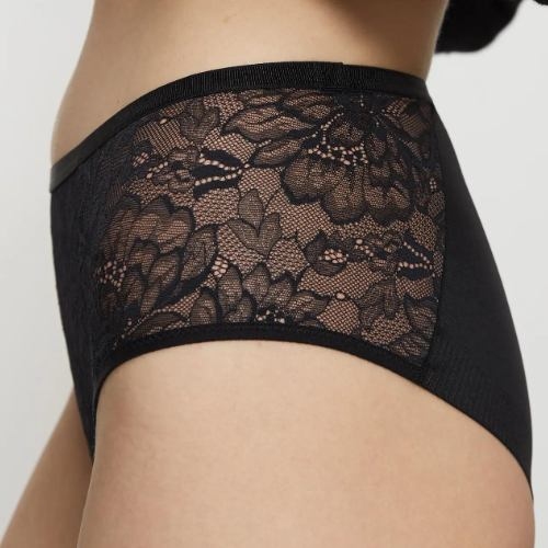 Triumph Amourette Charm zwart high brief