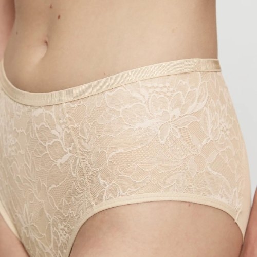 Triumph Amourette Charm beige high brief