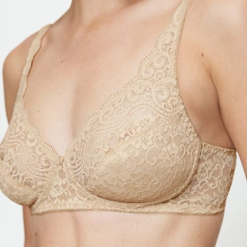 Triumph Amourette powder wireless bh