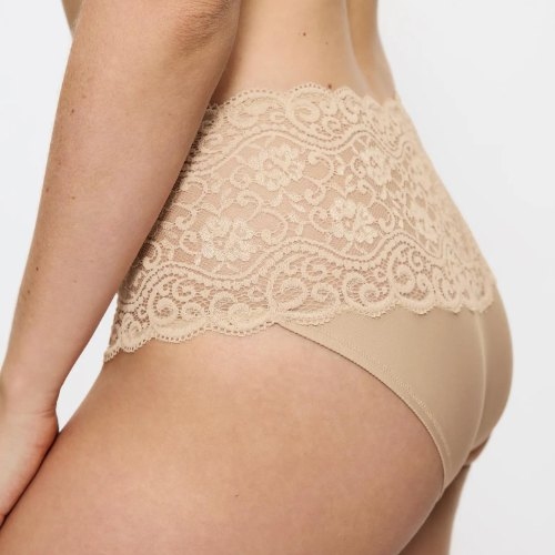 Triumph Amourette powder slip