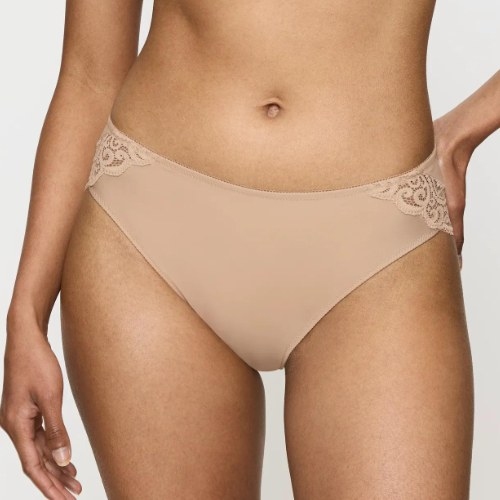 Triumph Amourette powder slip