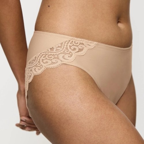 Triumph Amourette powder slip