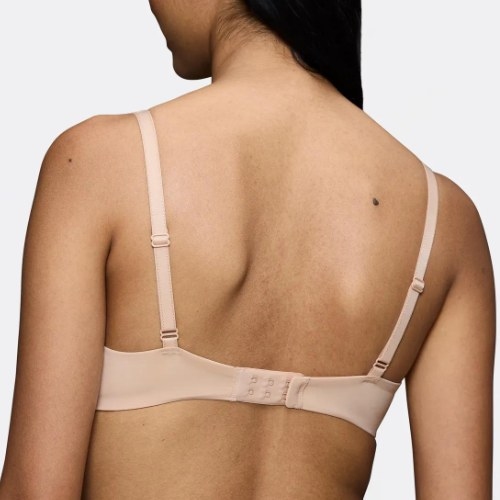 Triumph Body Make-Up Illusion Lace powder voorgevormde bh