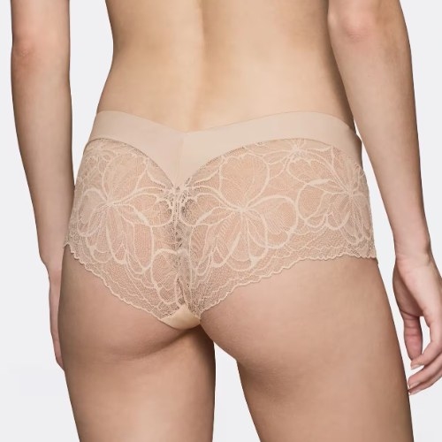 Triumph Body Make-Up Illusion Lace powder short