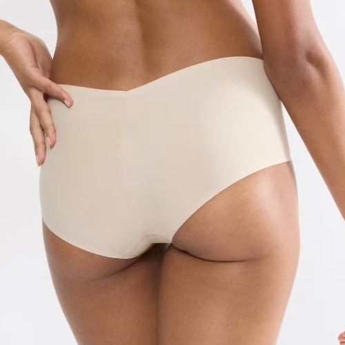 Triumph Body Make-Up Illusion powder short