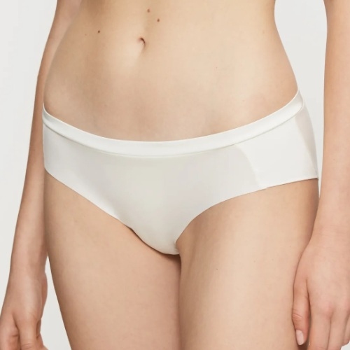 Triumph Body Make-Up Illusion Soft Touch ivoor short