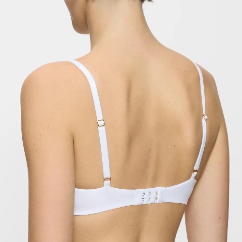 Triumph Body Make-Up Illusion Essentials wit niet voorgevormde bh