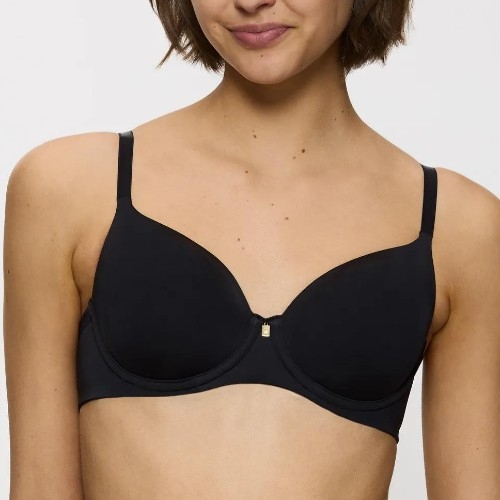 Triumph Body Make-Up Illusion Essentials zwart voorgevormde bh