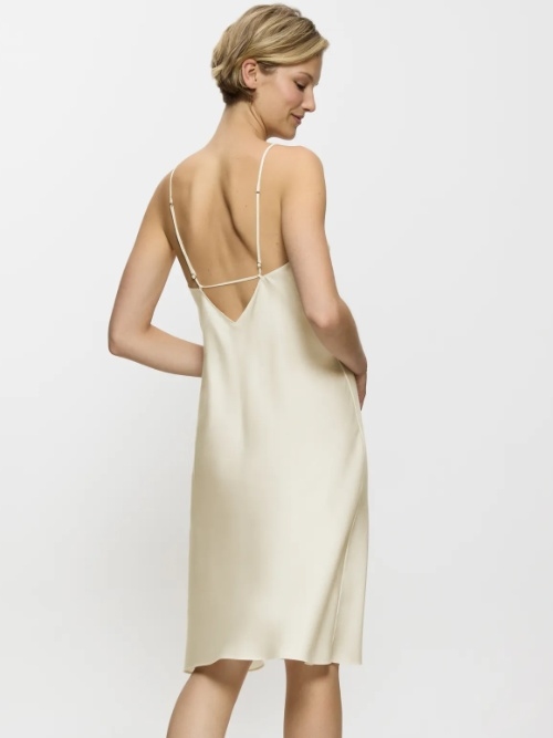 Triumph Silky Sensuality ivoor slipdress