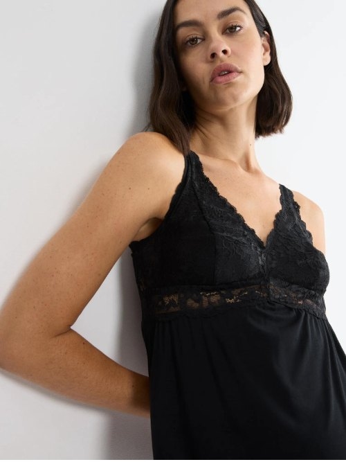 Triumph Timeless Sensuality zwart slipdress