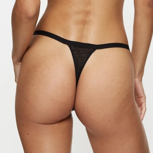 Triumph Signature Sheer zwart string