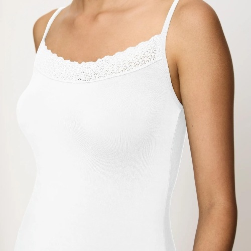 Triumph Feel of Modal wit slip
