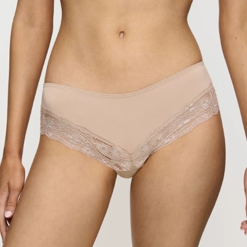 Triumph Lovely Micro powder short