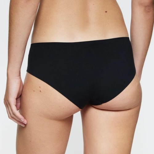 Triumph Smart Invisible zwart short
