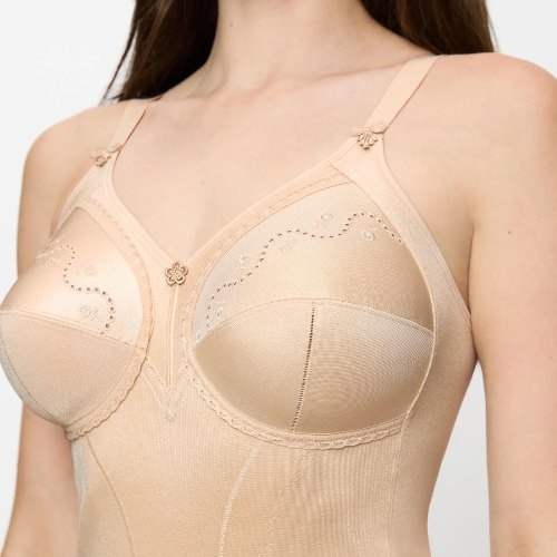 Triumph Doreen + Cotton 01 powder body