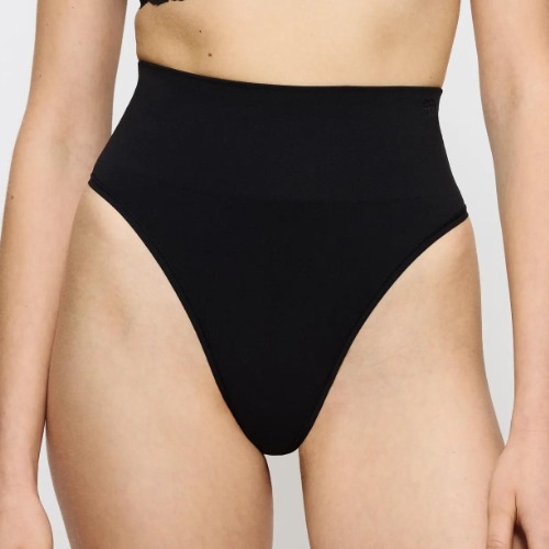 Triumph Soft Sculpt zwart string