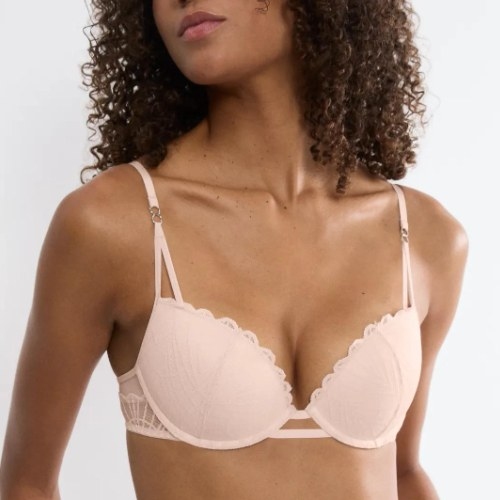 Triumph That Night In Vegas powder push up bh