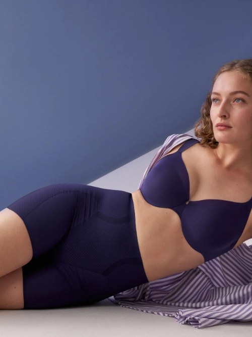 Triumph BMU Illusion Curve marine blauw niet voorgevormde bh