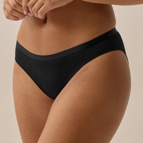 Naturana Everyday zwart slip