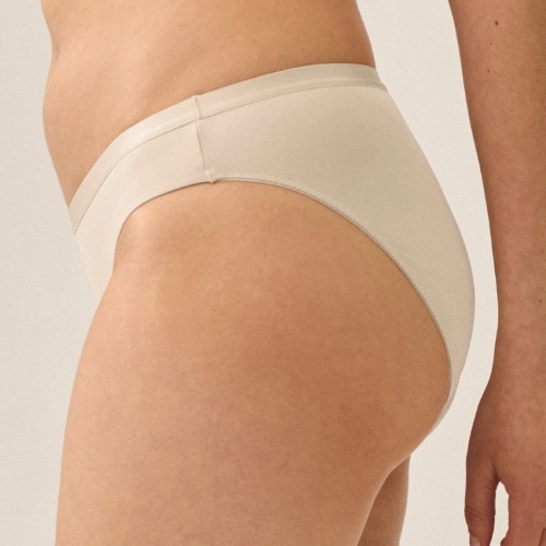 Naturana Everyday beige slip