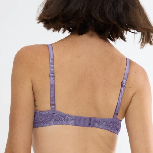 Triumph Amourette Charm lila voorgevormde bh