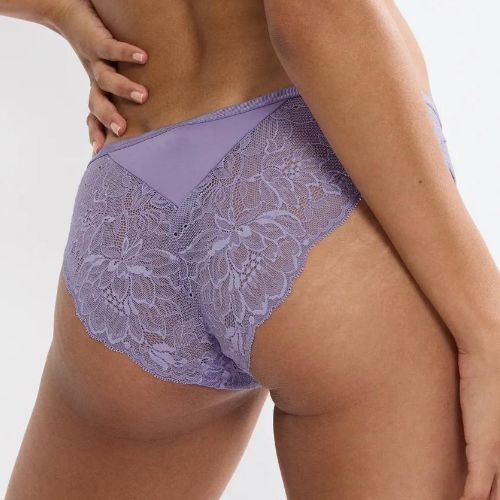 Triumph Amourette Charm lila brazilian