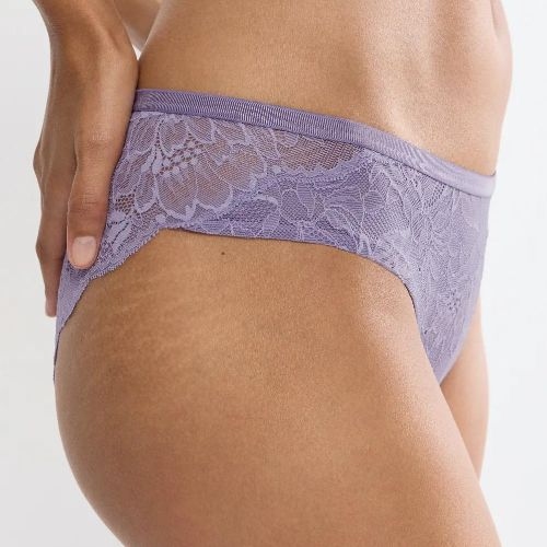 Triumph Amourette Charm lila brazilian