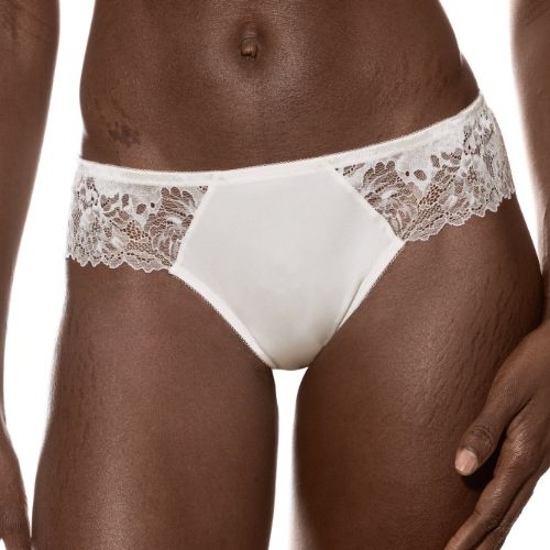 Mey Lingerie Luxurious champagne string
