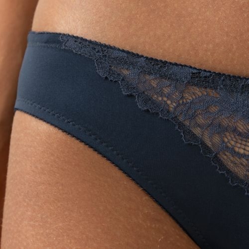 Mey Lingerie Luxurious marine blauw slip