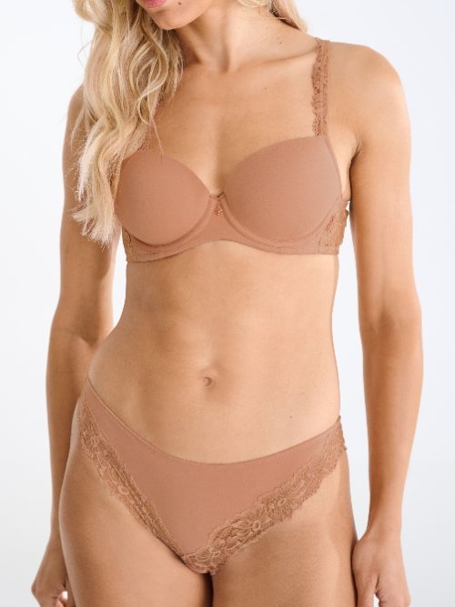 Lisca Selena crème voorgevormde bh