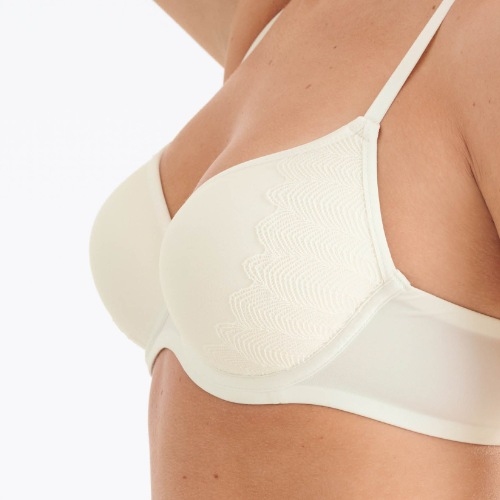 Lisca Stella crème voorgevormde bh