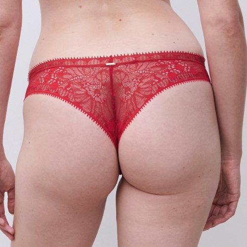 Chantelle Day to Night poppy red string