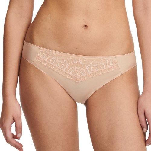 Chantelle Every Curve beige slip