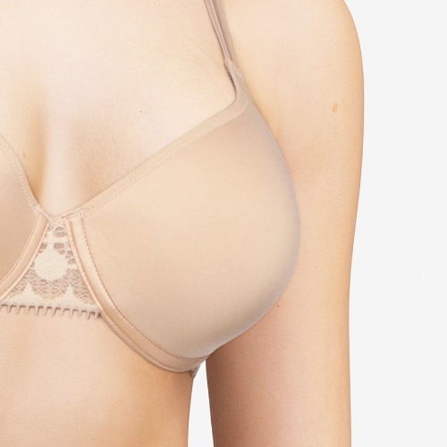 Chantelle Day to Night beige voorgevormde bh
