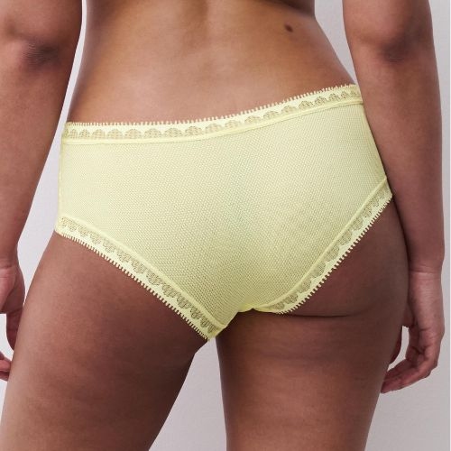 Chantelle Day to Night geel short