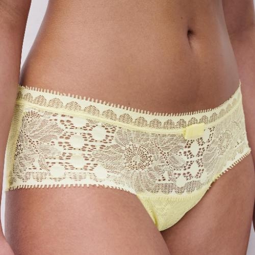 Chantelle Day to Night geel short