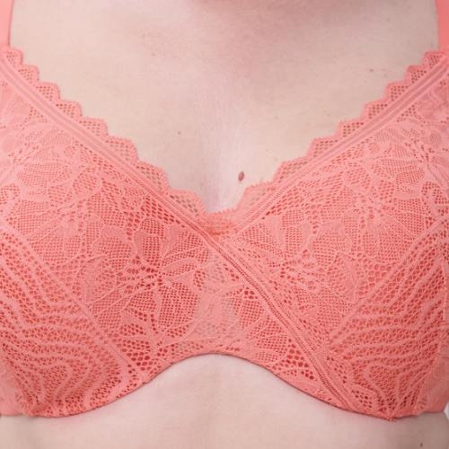 Chantelle Floral Touch coral voorgevormde bh