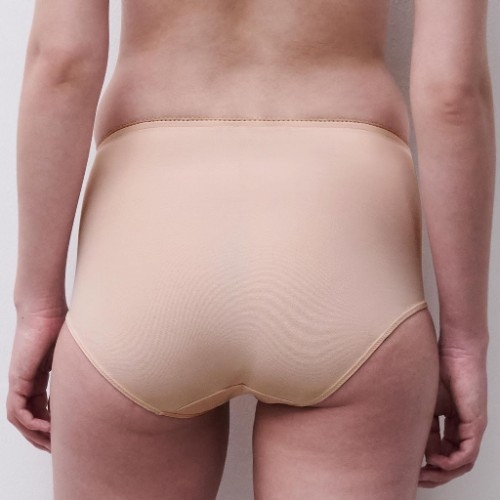Chantelle Maris beige high brief