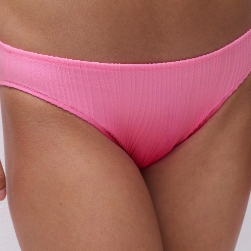 Chantelle Badmode Swim One roze bikini broekje