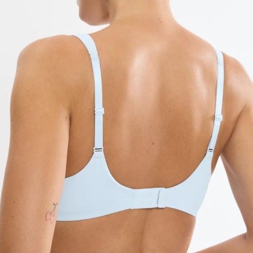 Triumph Body Make-Up Illusion blauw voorgevormde bh