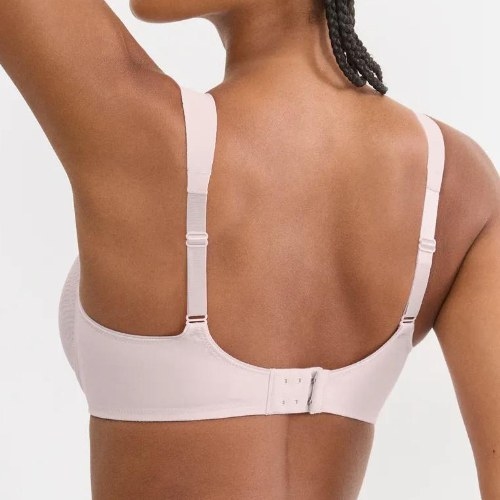 Triumph Essential Minimizer roze niet voorgevormde bh