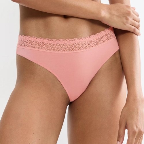 Triumph Feel of Modal roze string