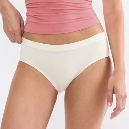 Triumph Smart Natural gebroken wit short