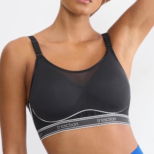 Triumph Triaction Cardio Breeze zwart sport bh