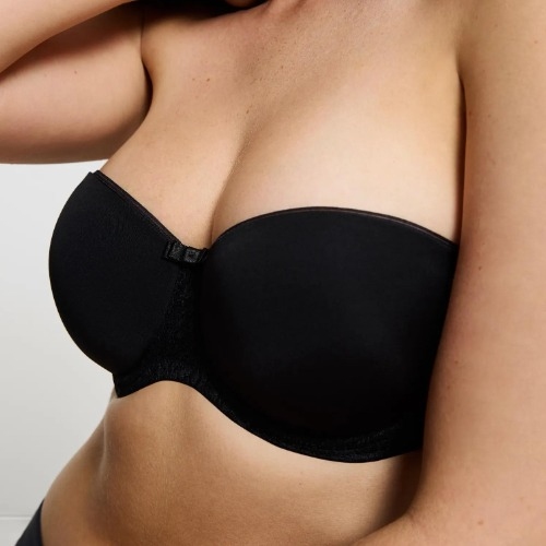 Triumph Beauty-Full Essential zwart voorgevormde bh